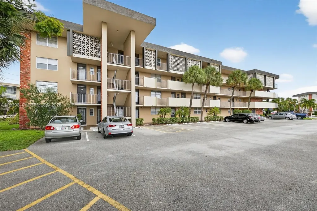 3051 NW 46th Avenue Fort Lauderdale FL 33313