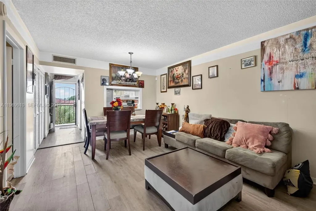 3051 NW 46th Avenue Fort Lauderdale FL 33313