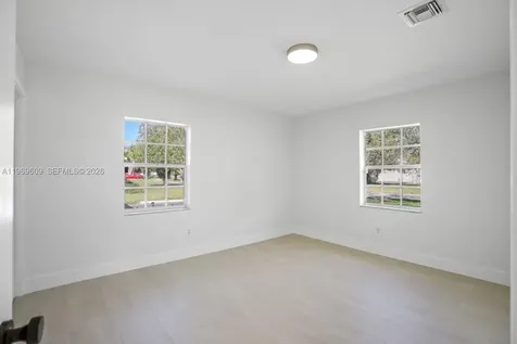 9912 SW 196th Street Cutler Bay FL 33157