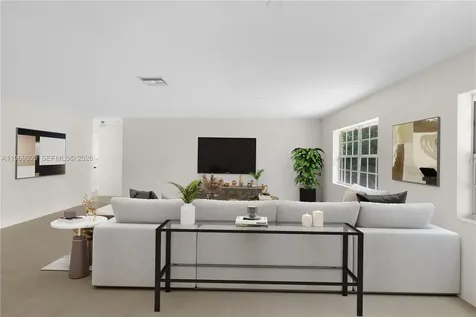 9912 SW 196th Street Cutler Bay FL 33157