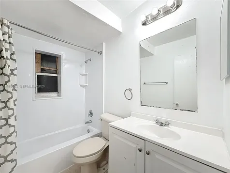 2335 NE 172 Nd North Miami Beach FL 33160