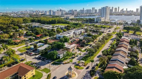 2335 NE 172 Nd North Miami Beach FL 33160