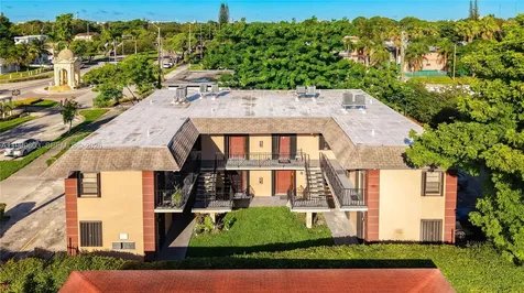 2335 NE 172 Nd North Miami Beach FL 33160
