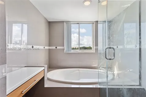 1000 Venetian Way Miami FL 33139