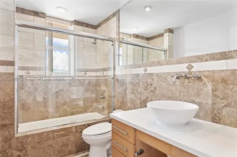 1000 Venetian Way Miami FL 33139