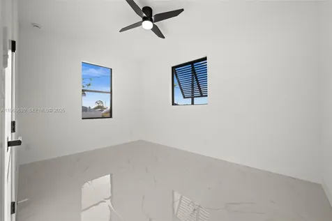 1621 NW 23rd Terrace Cape Coral FL 33993