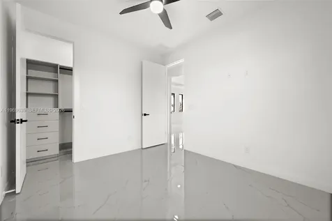 1621 NW 23rd Terrace Cape Coral FL 33993