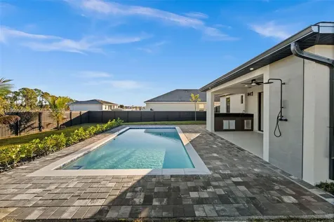 1621 NW 23rd Terrace Cape Coral FL 33993