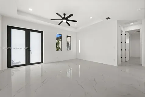 1621 NW 23rd Terrace Cape Coral FL 33993