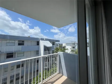 1801 S Treasure Drive North Bay Village FL 33141