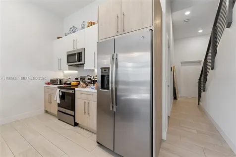 4440 NW 8th Court Plantation FL 33317