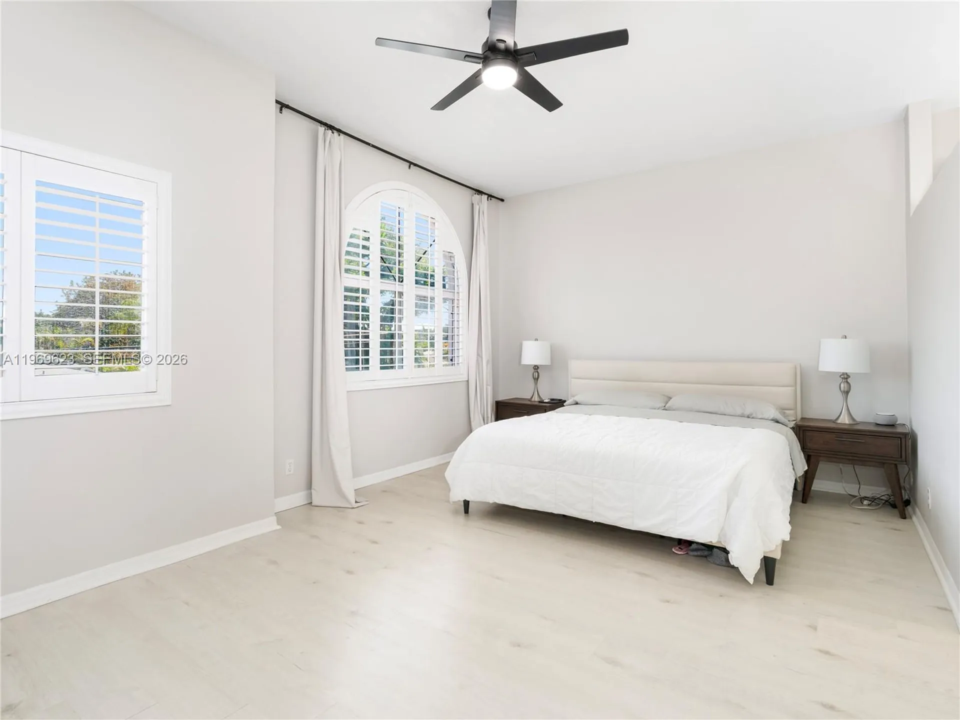 835 NE 17th Way Fort Lauderdale FL 33304