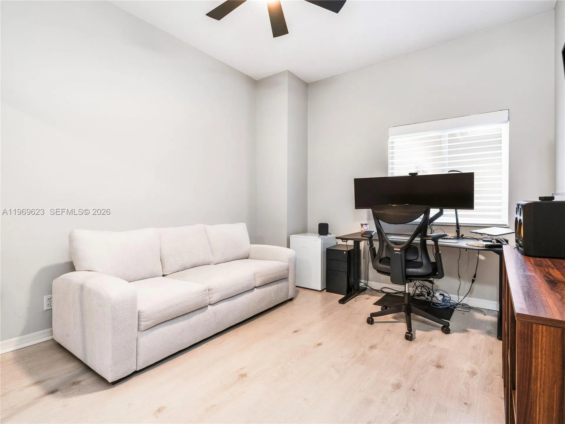 835 NE 17th Way Fort Lauderdale FL 33304