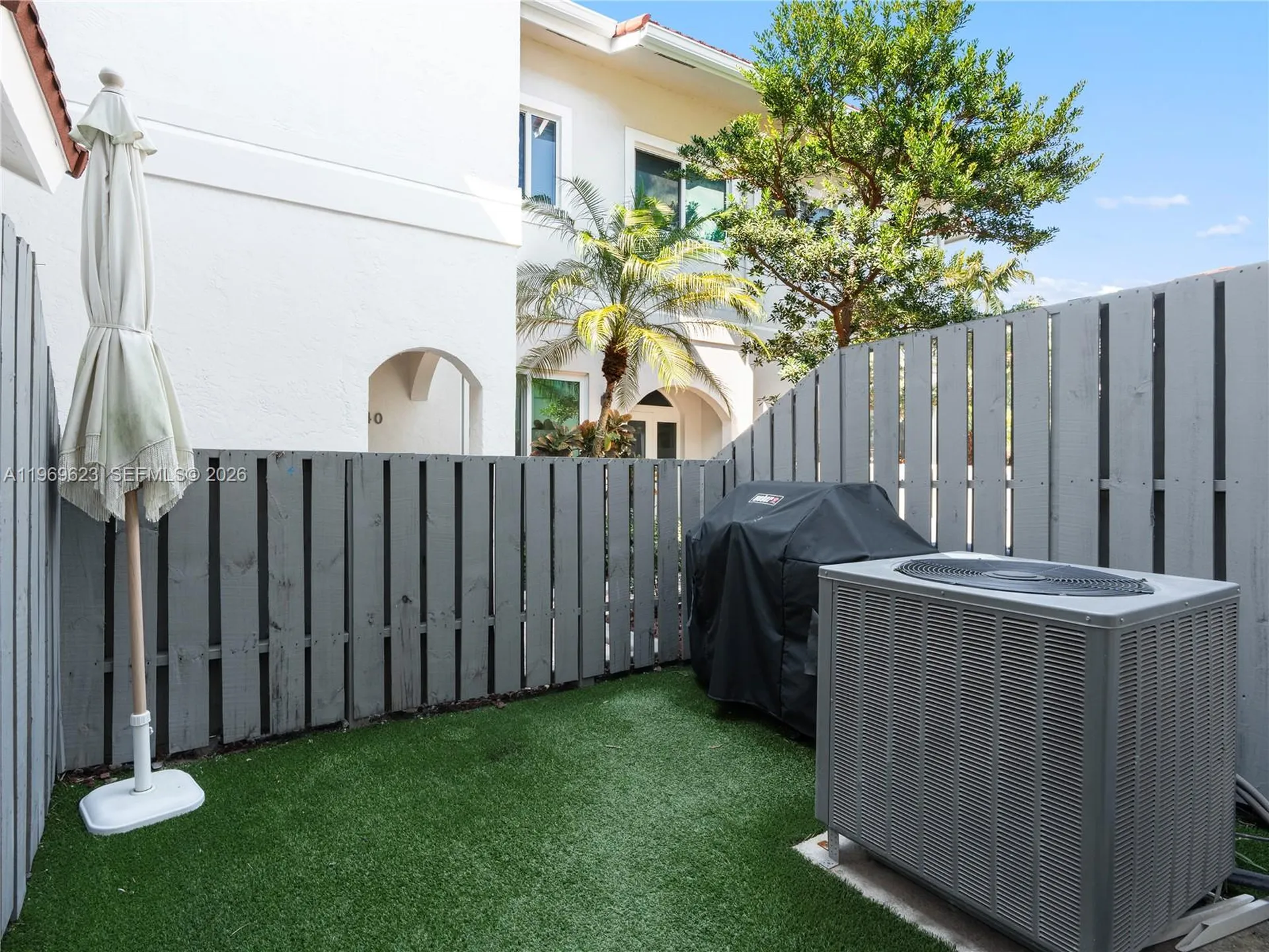 835 NE 17th Way Fort Lauderdale FL 33304