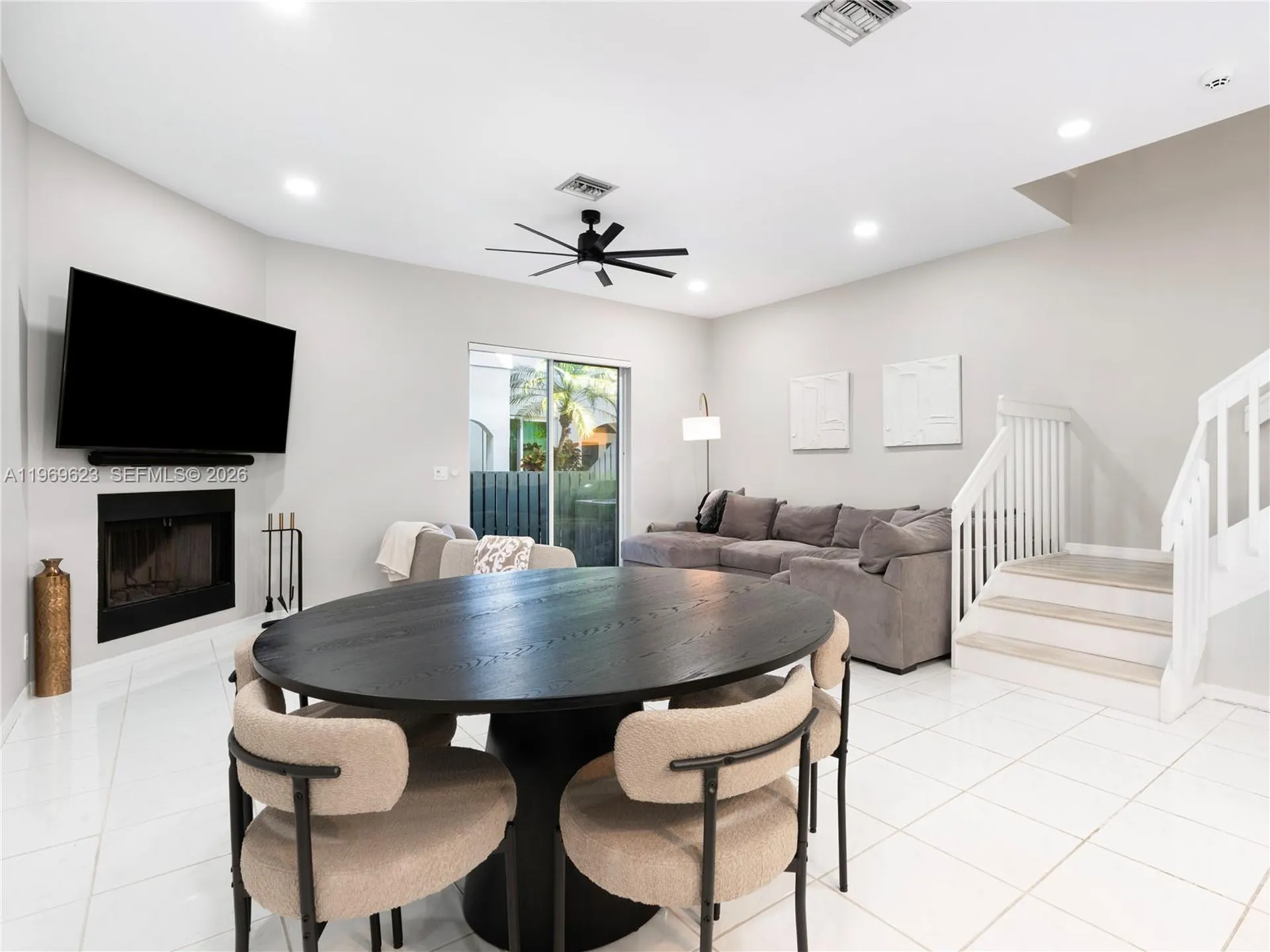 835 NE 17th Way Fort Lauderdale FL 33304