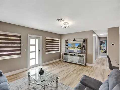 491 SE 23rd Avenue Pompano Beach FL 33062