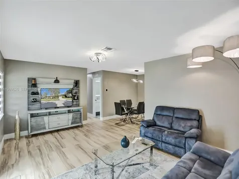 491 SE 23rd Avenue Pompano Beach FL 33062
