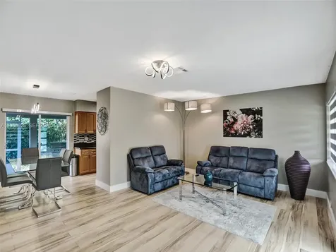 491 SE 23rd Avenue Pompano Beach FL 33062