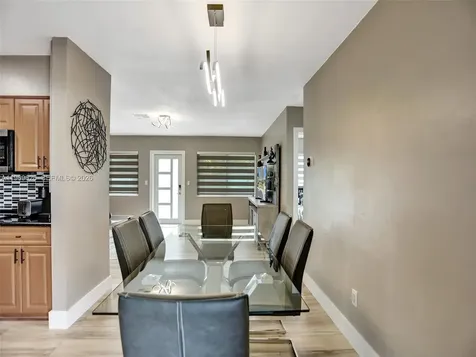 491 SE 23rd Avenue Pompano Beach FL 33062