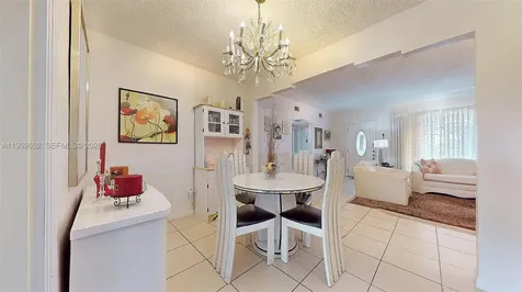 1611 SW 21st Street Miami FL 33145