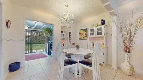 1611 SW 21st Street Miami FL 33145