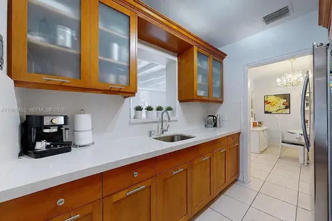1611 SW 21st Street Miami FL 33145