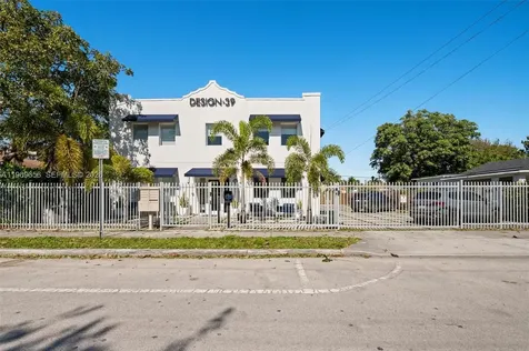 165 NW 39th Street Miami FL 33127