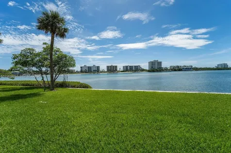 100 Intracoastal Place Jupiter FL 33469
