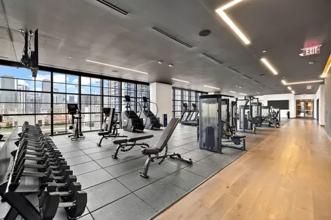 159 NE 6th Street Miami FL 33132