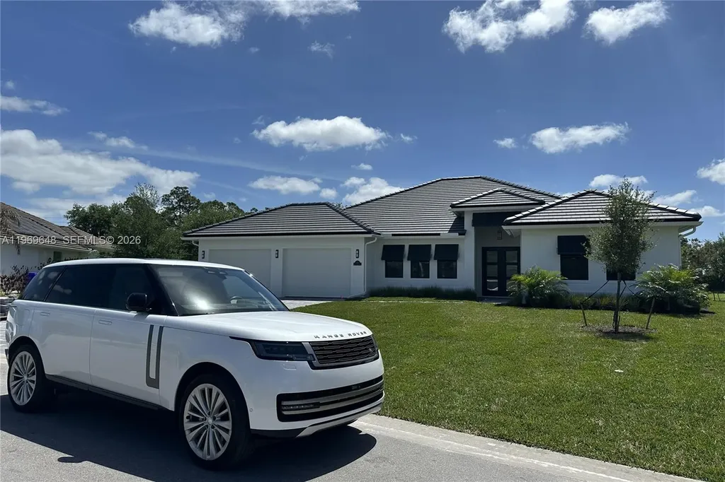 520 Caroline Drive Vero Beach FL 32968