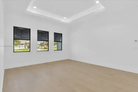 520 Caroline Drive Vero Beach FL 32968