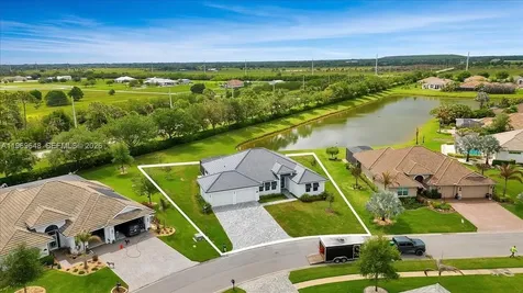 520 Caroline Drive Vero Beach FL 32968