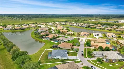 520 Caroline Drive Vero Beach FL 32968