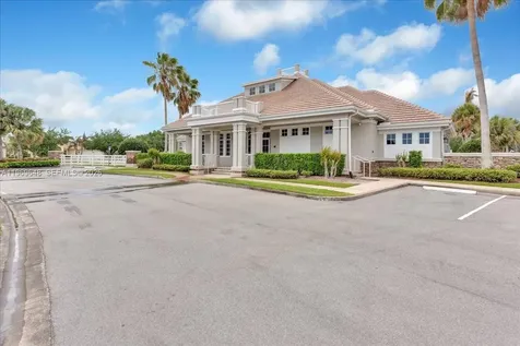 520 Caroline Drive Vero Beach FL 32968