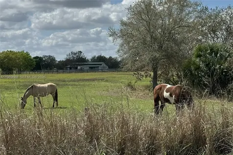 520 Caroline Drive Vero Beach FL 32968