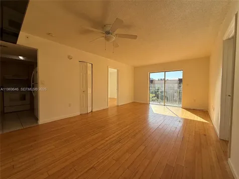 4845 NW 7th Street Miami FL 33126