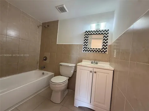 4845 NW 7th Street Miami FL 33126