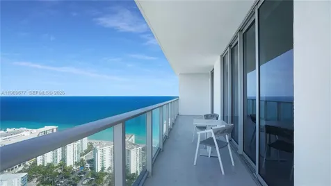 4010 S Ocean Drive Hollywood FL 33019