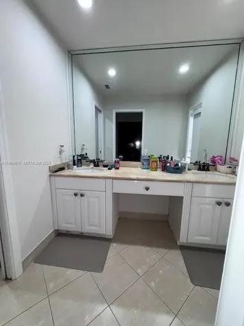 1080 NW 100th Way Plantation FL 33322