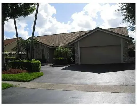 1080 NW 100th Way Plantation FL 33322