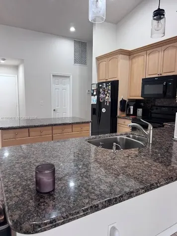 1080 NW 100th Way Plantation FL 33322