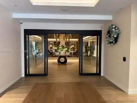 2301 Collins Avenue Miami FL 33139