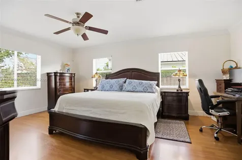 5851 SW 15th Street West Miami FL 33144