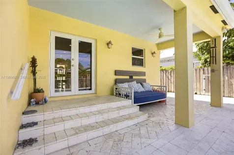 5851 SW 15th Street West Miami FL 33144