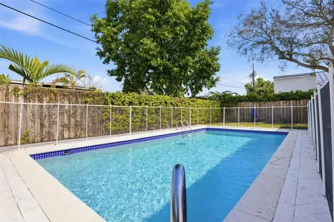 5851 SW 15th Street West Miami FL 33144