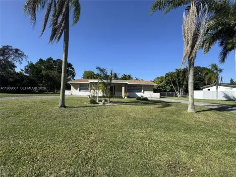 19520 SW 128th Avenue Miami FL 33177