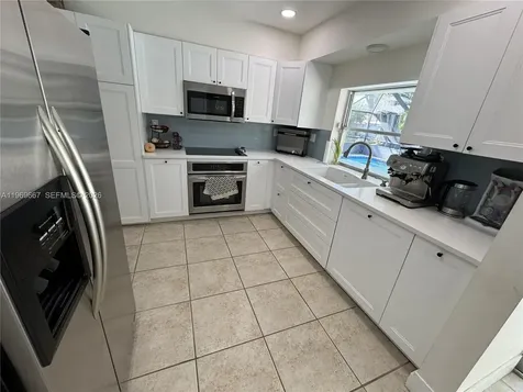 19520 SW 128th Avenue Miami FL 33177
