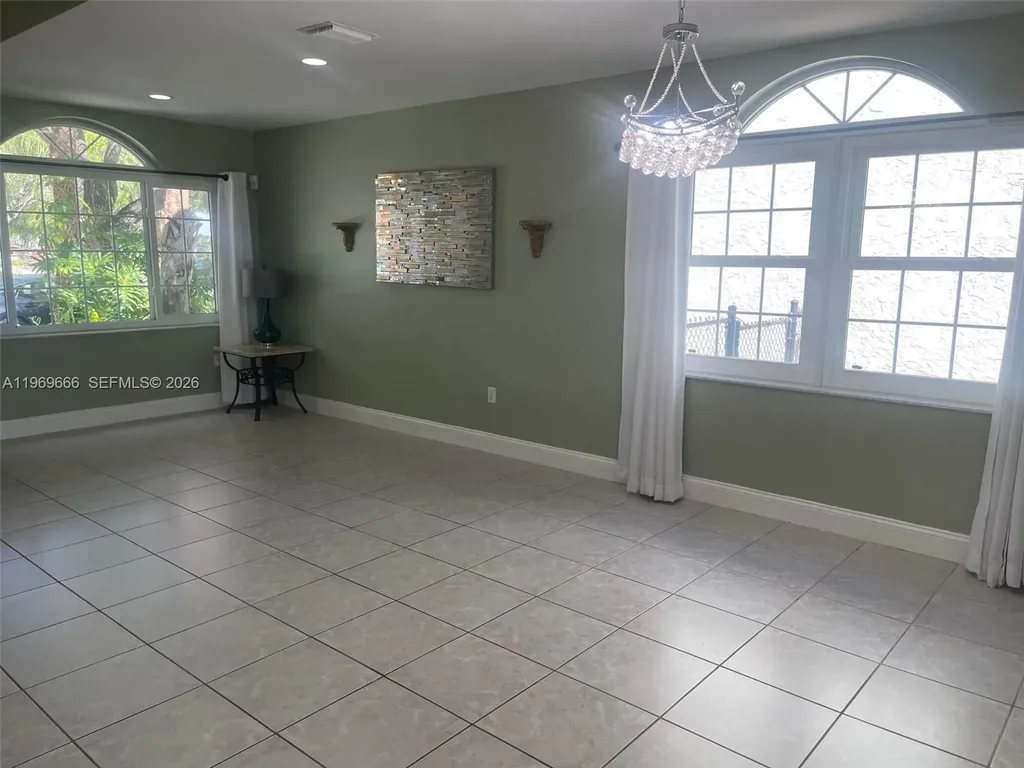 11712 SW 1st Street Coral Springs FL 33071