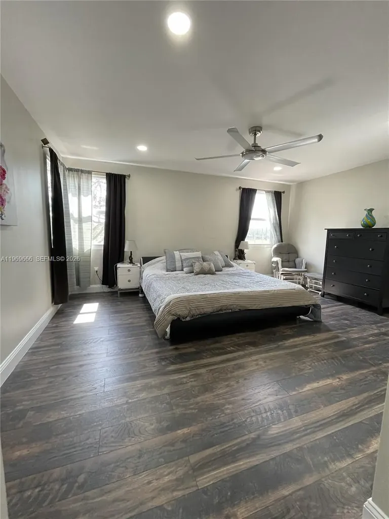 11712 SW 1st Street Coral Springs FL 33071