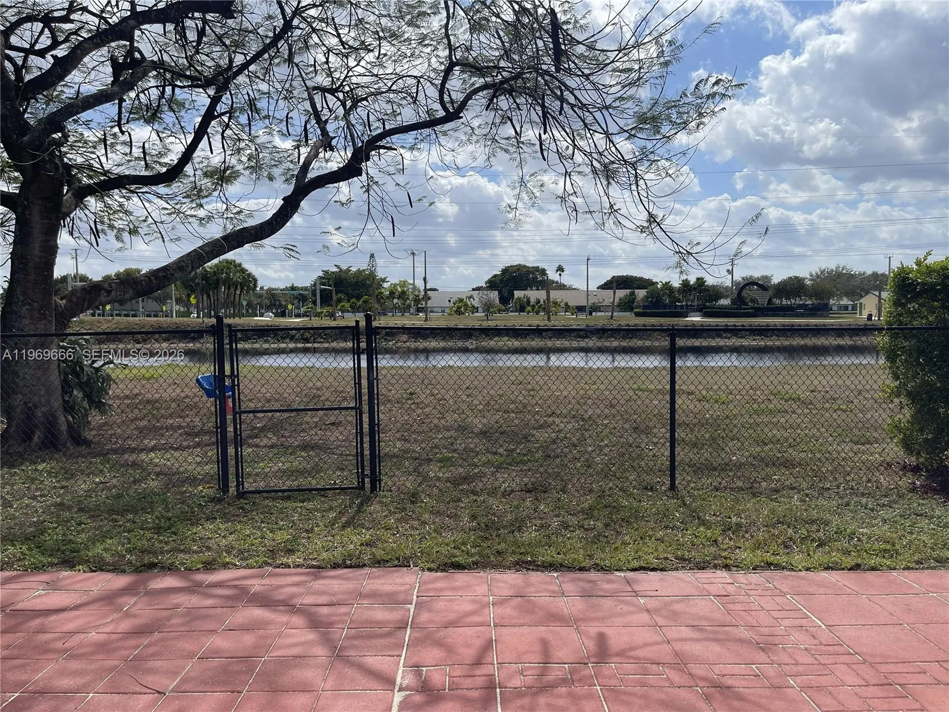 11712 SW 1st Street Coral Springs FL 33071